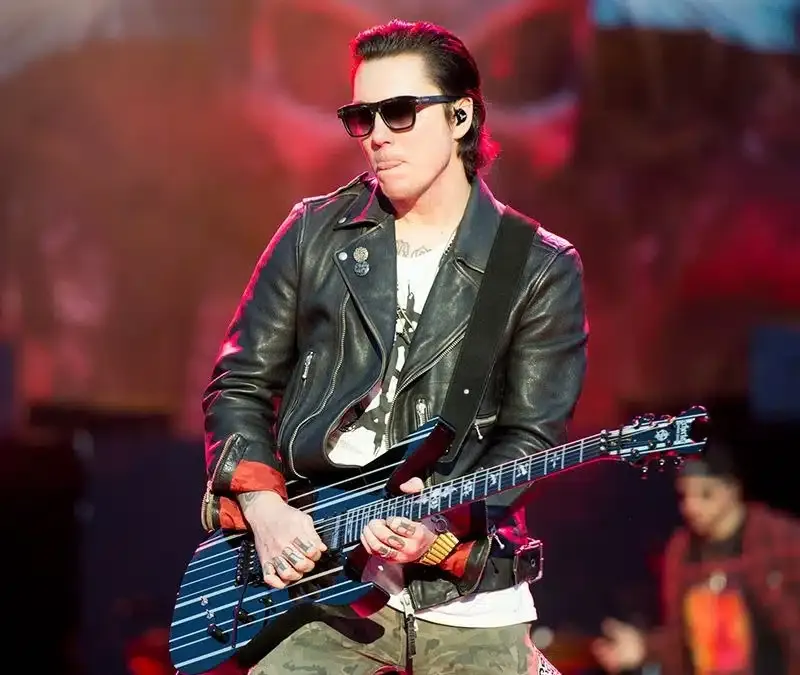 Synyster Gates